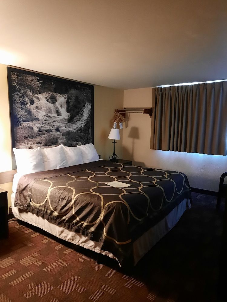 Studio Suite, 1 King Bed, Non Smoking