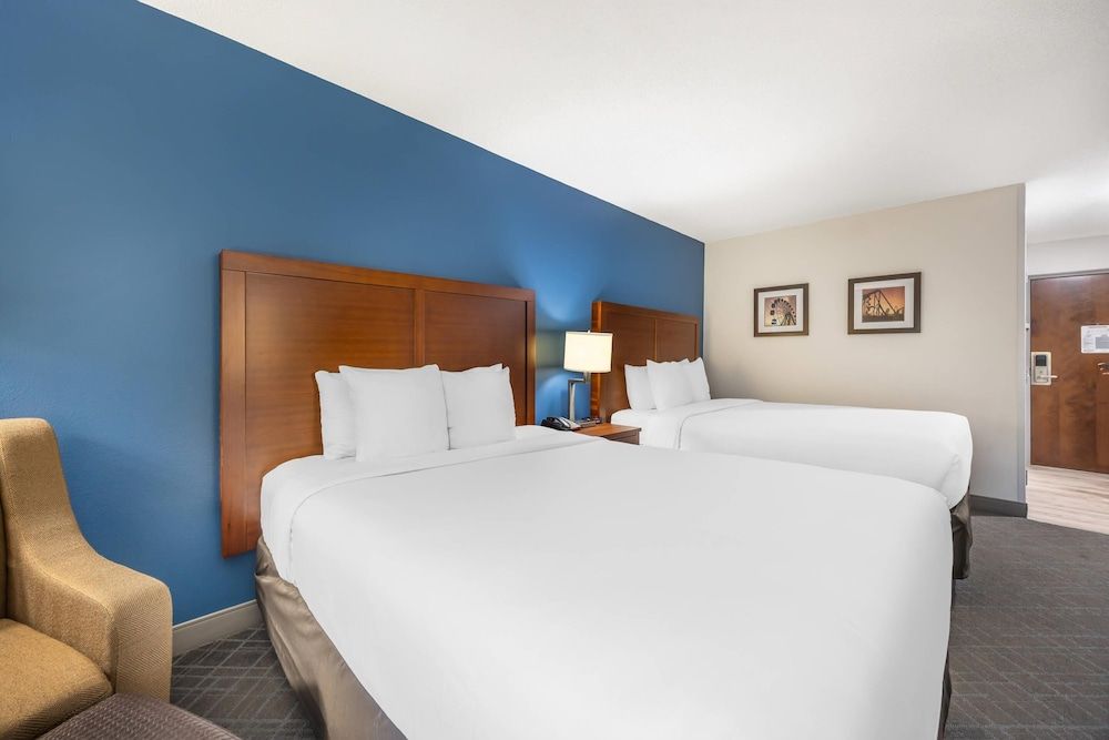 Room, 2 Queen Beds, Non Smoking