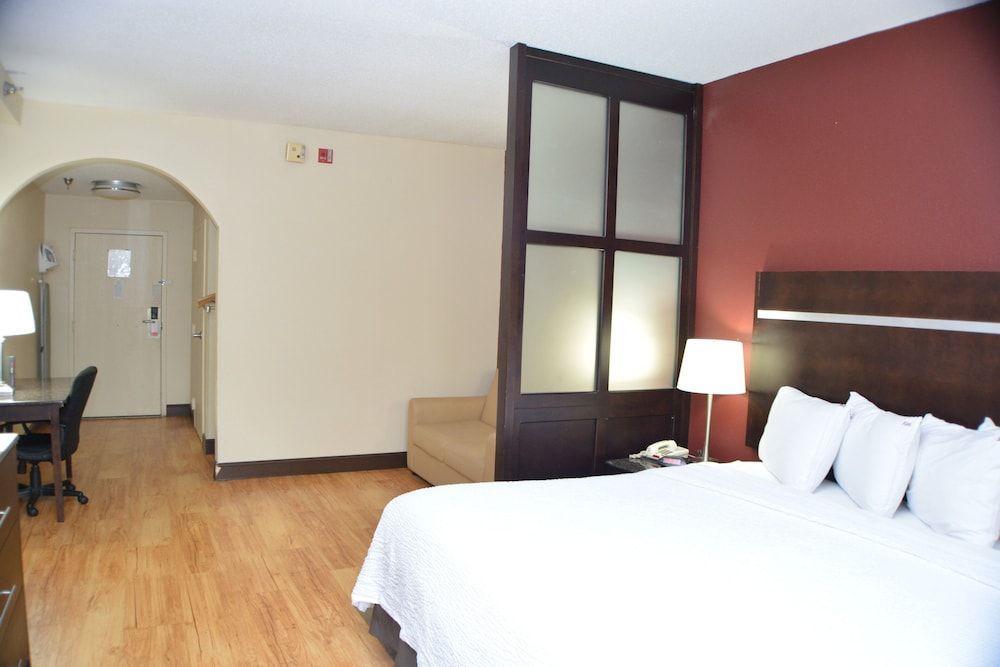 Superior Room, 1 King Bed (Smoke Free)