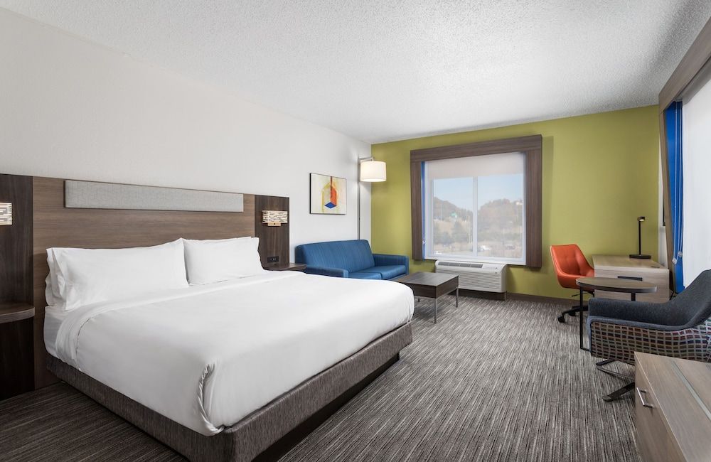 Standard Room, 1 King Bed, Corner