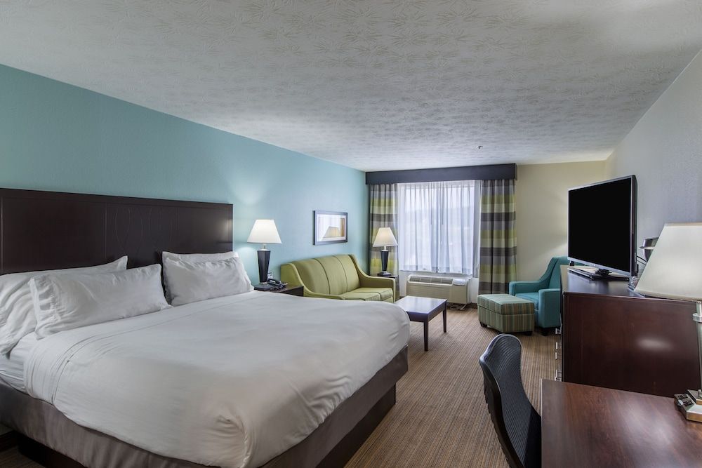Standard Room, 1 King Bed with Sofa bed