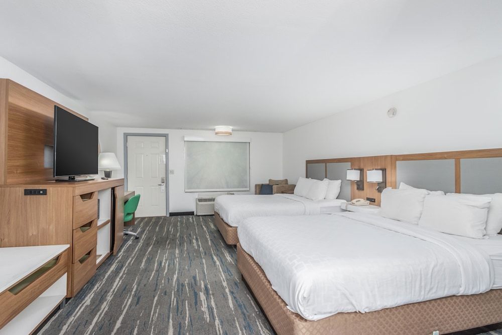Standard Room, 2 Queen Beds, Accessible