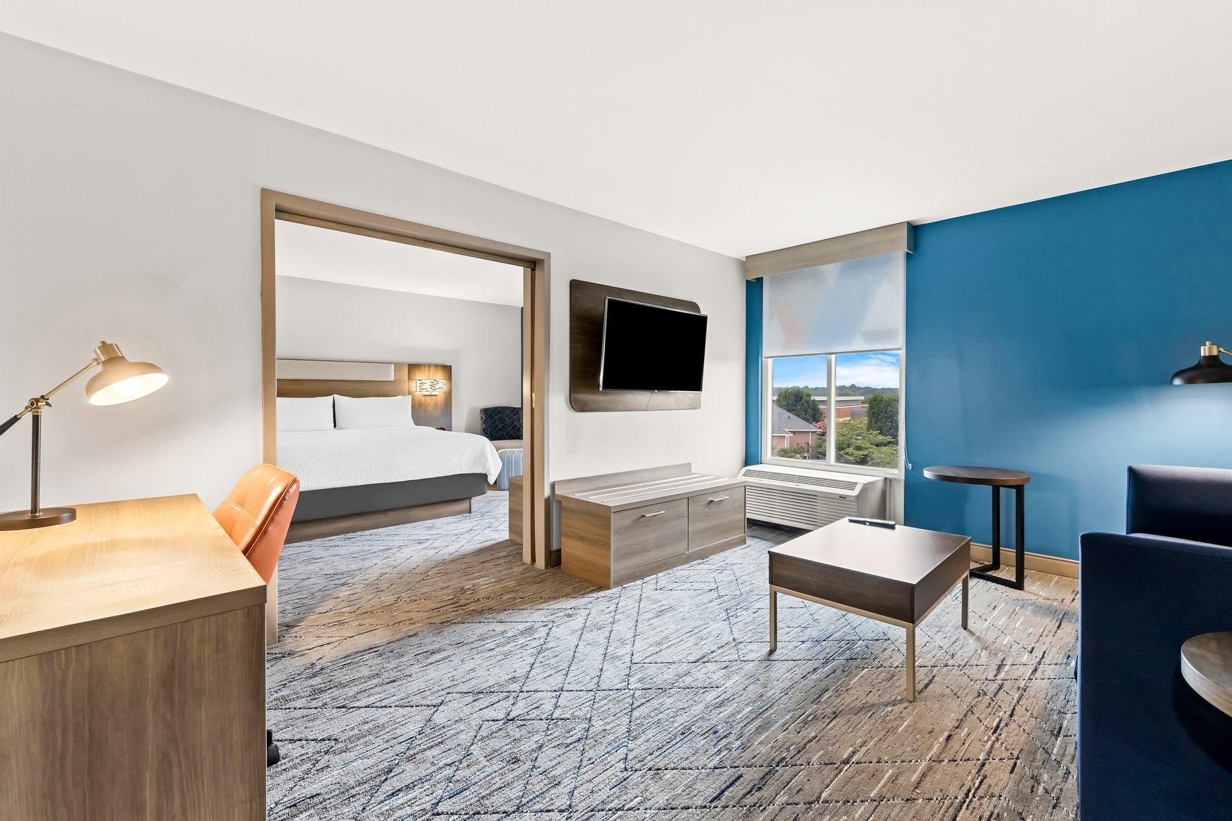 Holiday Inn Express Nashville-Hendersonville by IHG 1 King Ste Bath Walk In Shwr 3