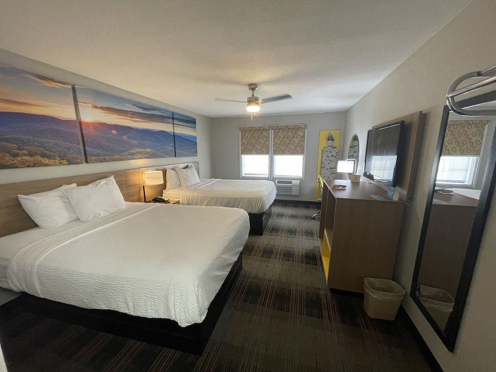Double Room, 2 Double Beds, Smoking