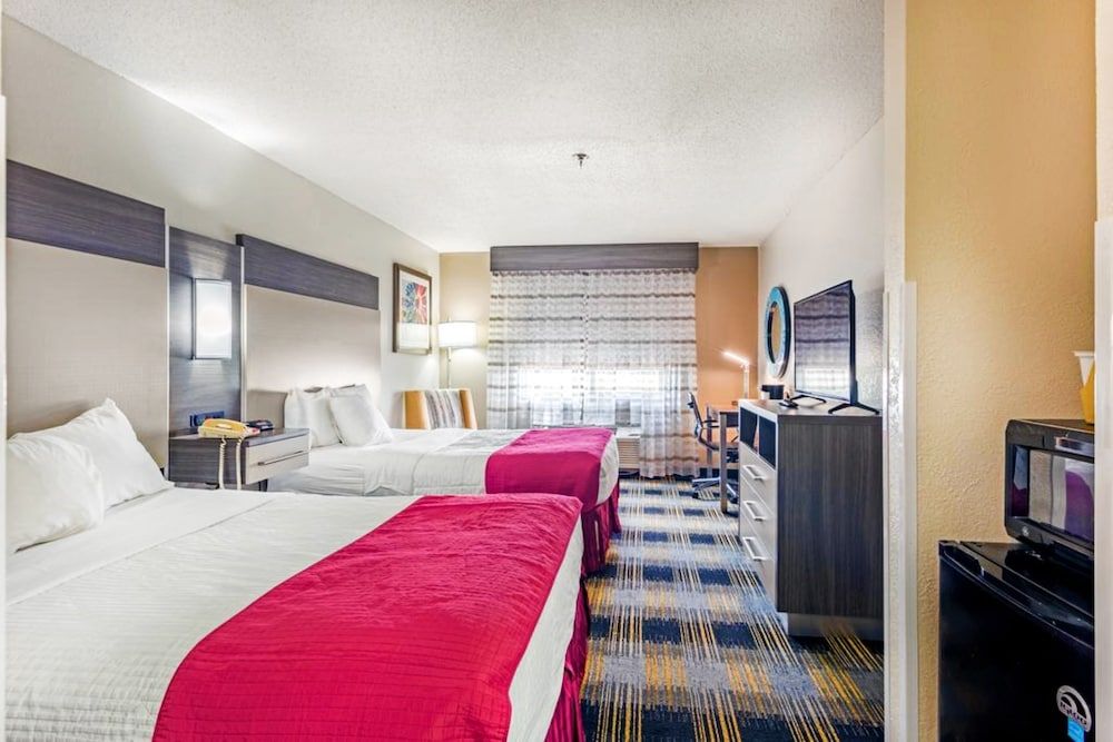 Room, 2 Queen Beds, Non Smoking