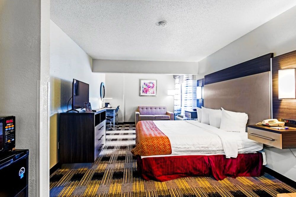 Standard Room, 1 King Bed, Non Smoking