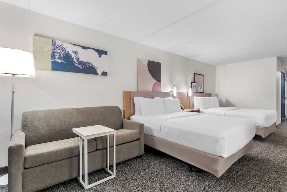 Spark by Hilton Kimball Room, Multiple Beds 3