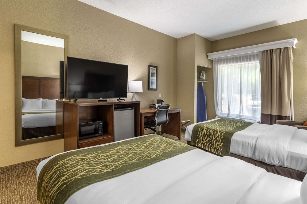 Standard Room, 2 Queen Beds, Non Smoking