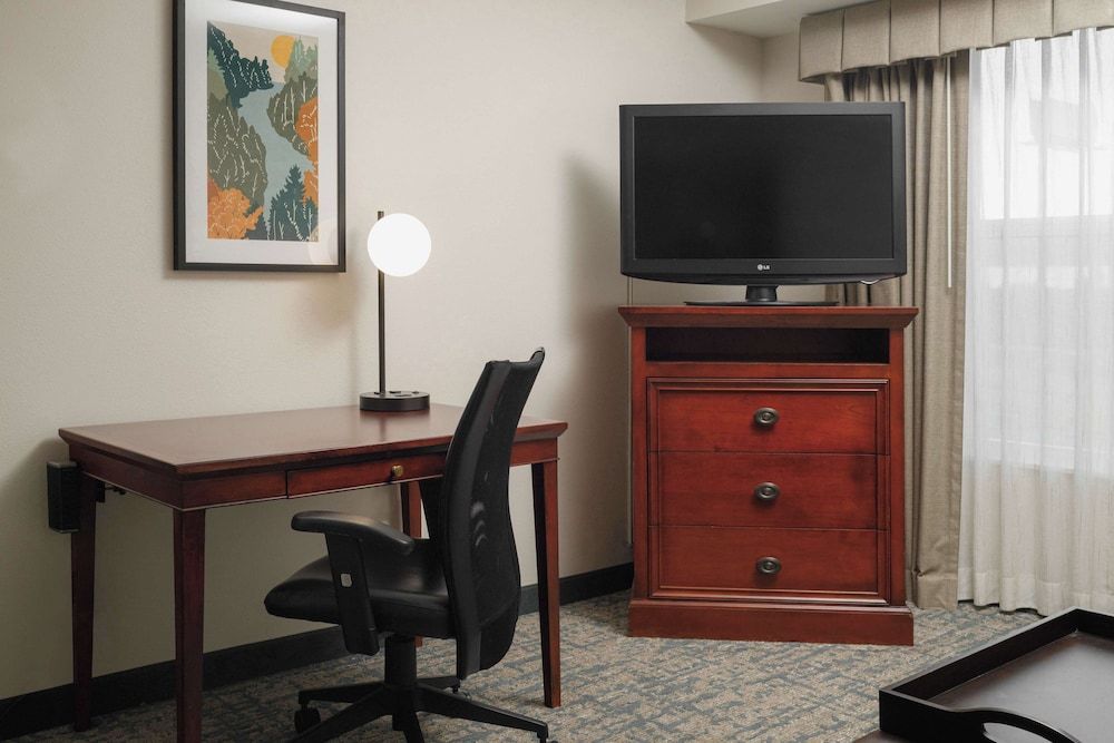 Suite, 2 Queen Beds, Accessible, Bathtub (Mobility & Hearing)