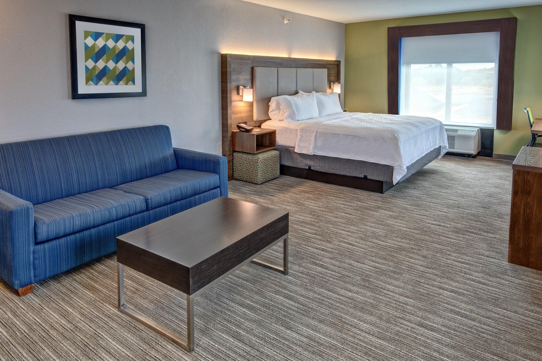 1 King Bed Standard
