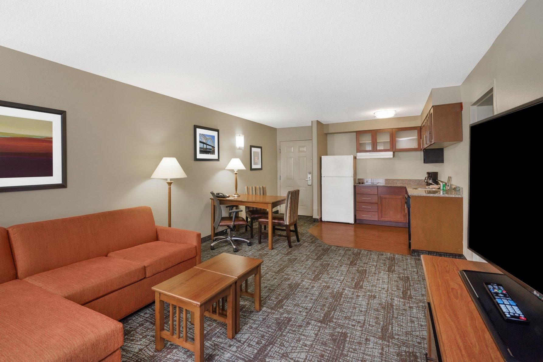 1 King Bed 1 Bedroom Suite