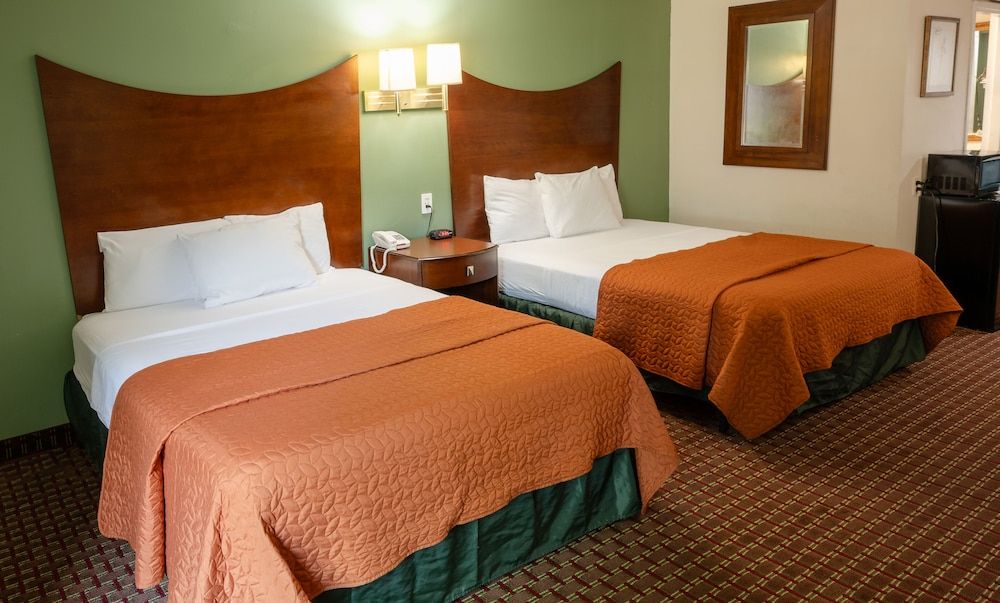 Select Inn Murfreesboro Deluxe Double Room