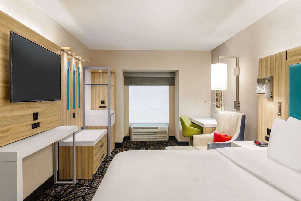 Room, 1 King Bed, Non Smoking