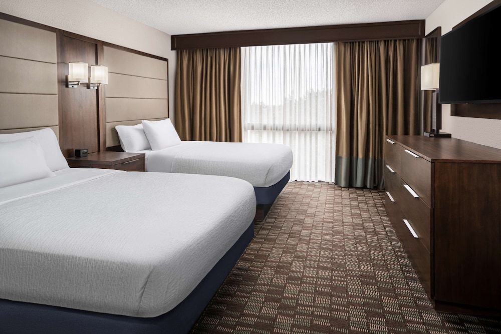 Suite, 2 Double Beds, Accessible, Bathtub