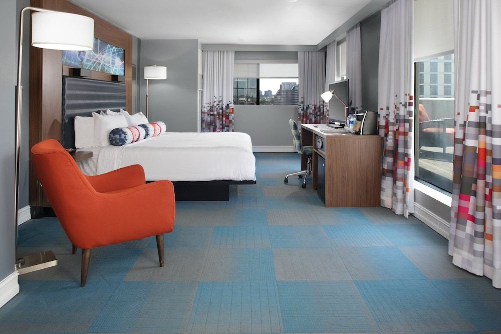 Traditional Room, 1 King Bed