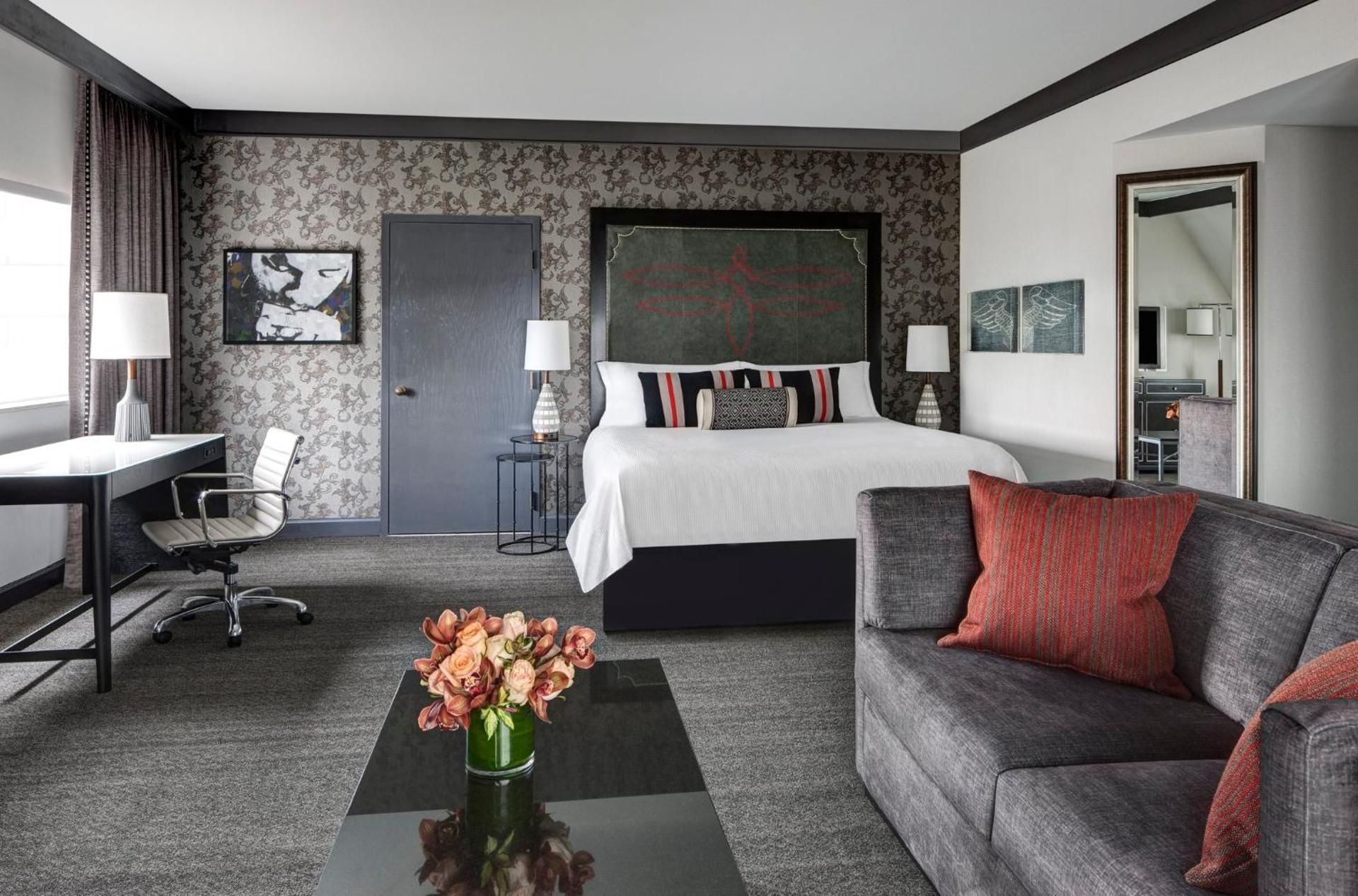 Grand Junior Suite Hearing Accessible
