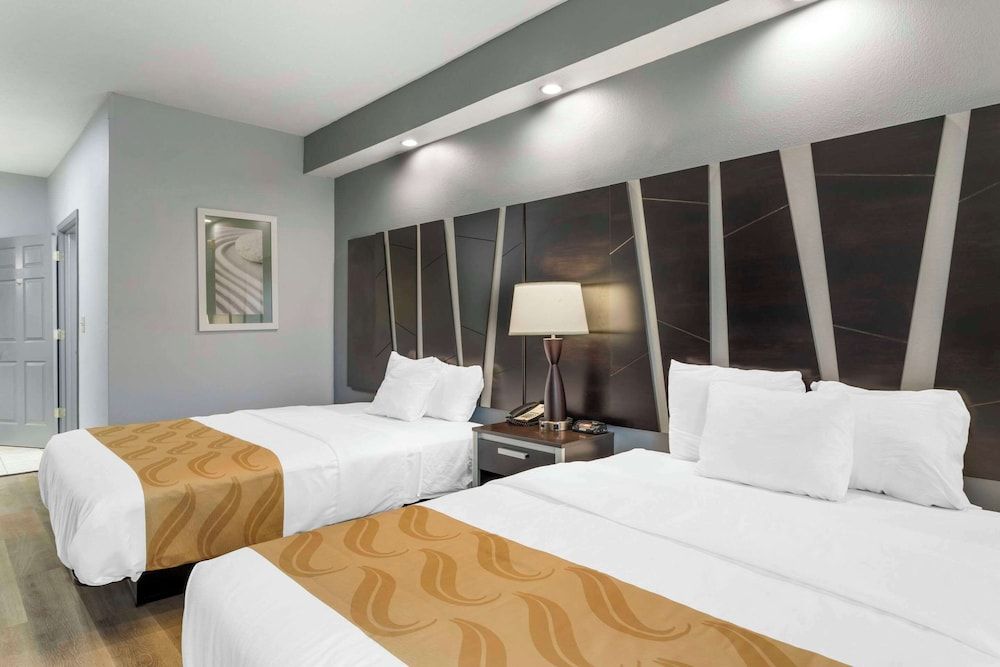 Room, 2 Double Beds, Accessible, Non Smoking (Roll-In Shower)
