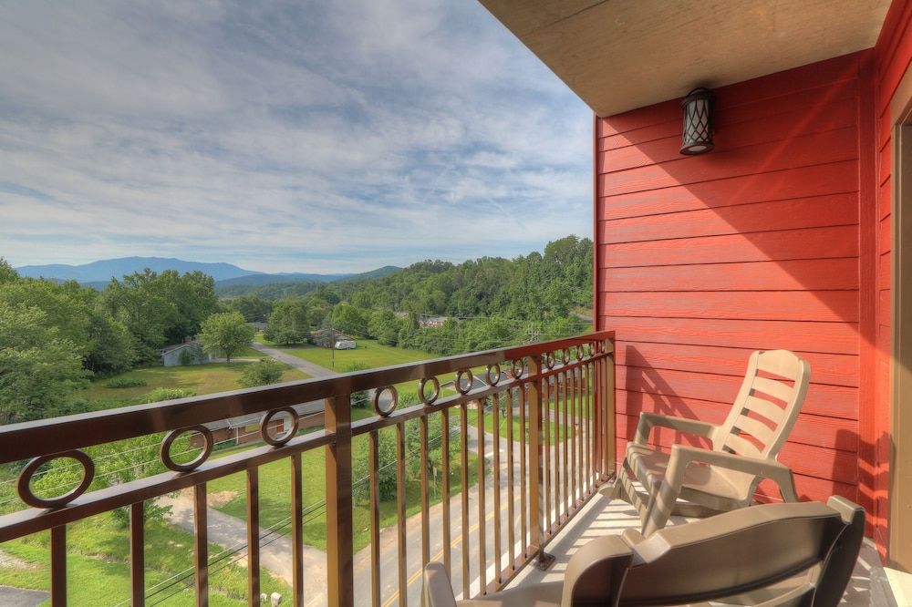 Family Room, Balcony, Mountain View