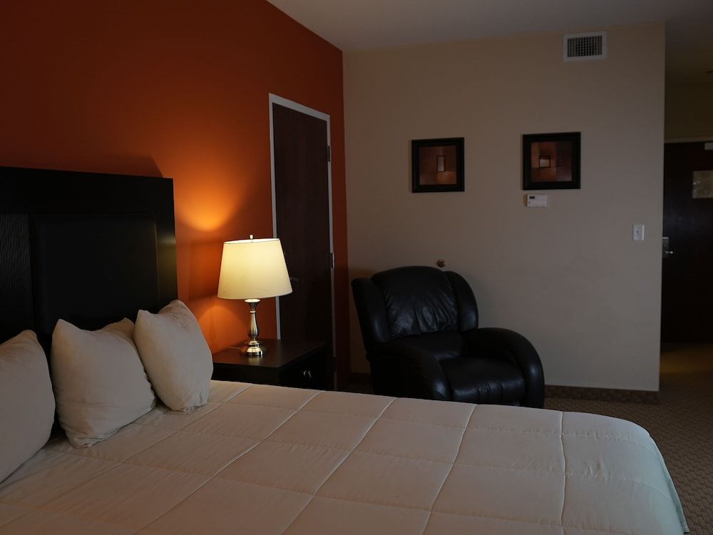 Room, 1 King Bed, Accessible