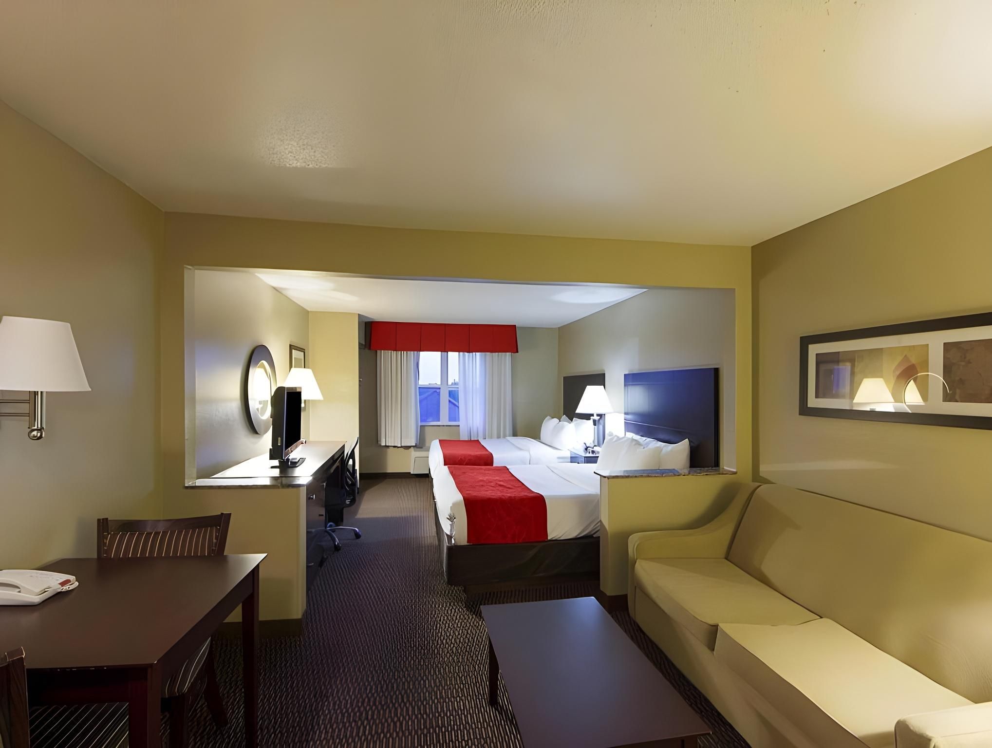 Quality Suites Addison - Dallas Suite 2 Queen Beds 56