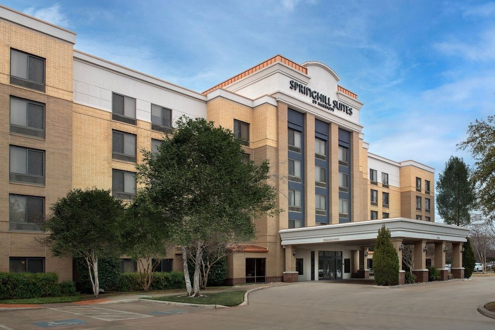 undefined SpringHill Suites by Marriott Dallas Addison/Quorum Drive 2