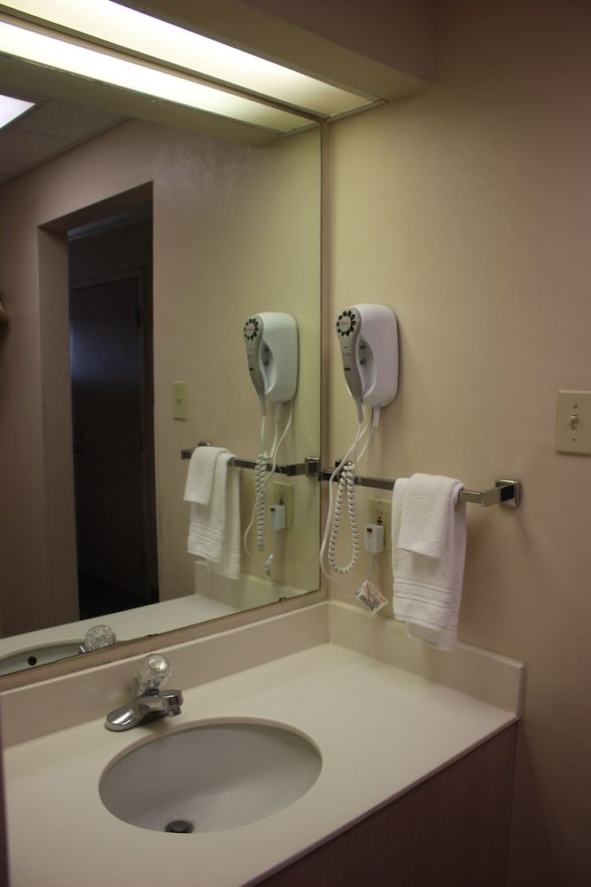 Extend-a-Suites - Extended Stay, I-40 Amarillo West Deluxe Room, 1 King Bed with Sofa bed 2