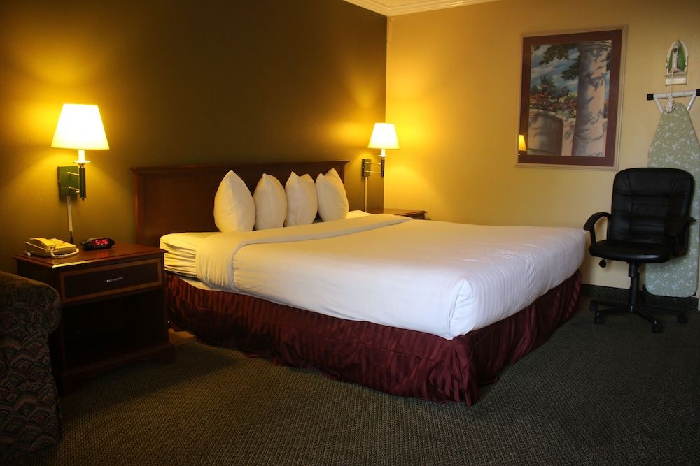 undefined Extend-a-Suites - Extended Stay, I-40 Amarillo West 9