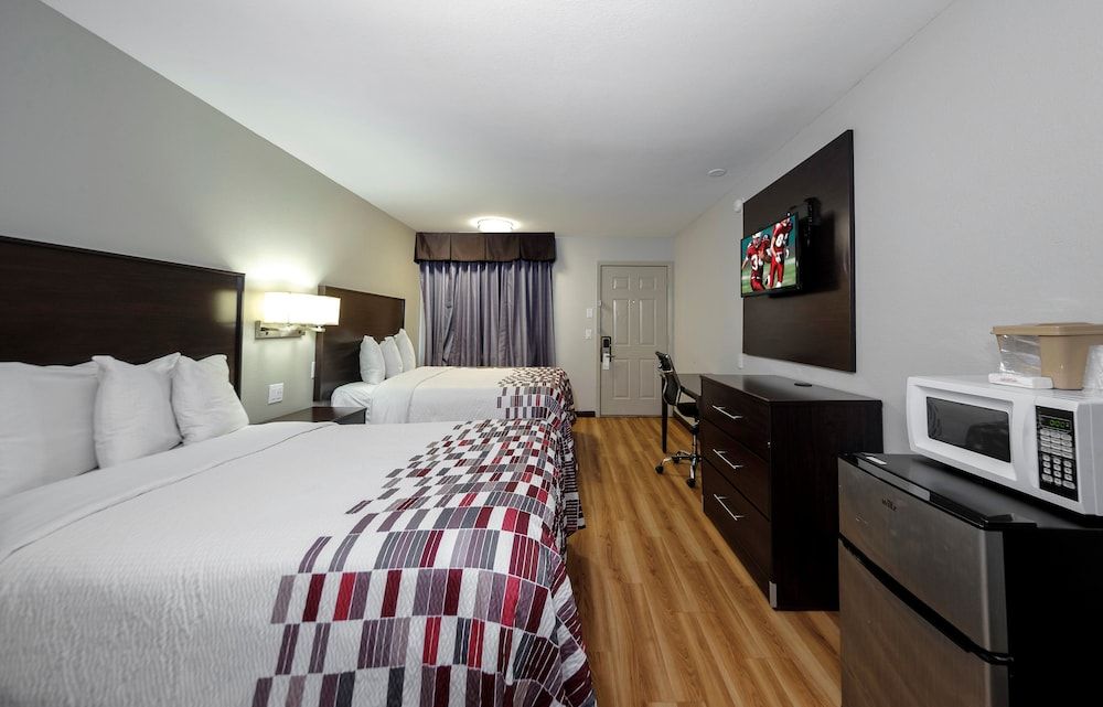 Deluxe Room, 2 Double Beds, Accessible, Non Smoking (Roll-In Shower)