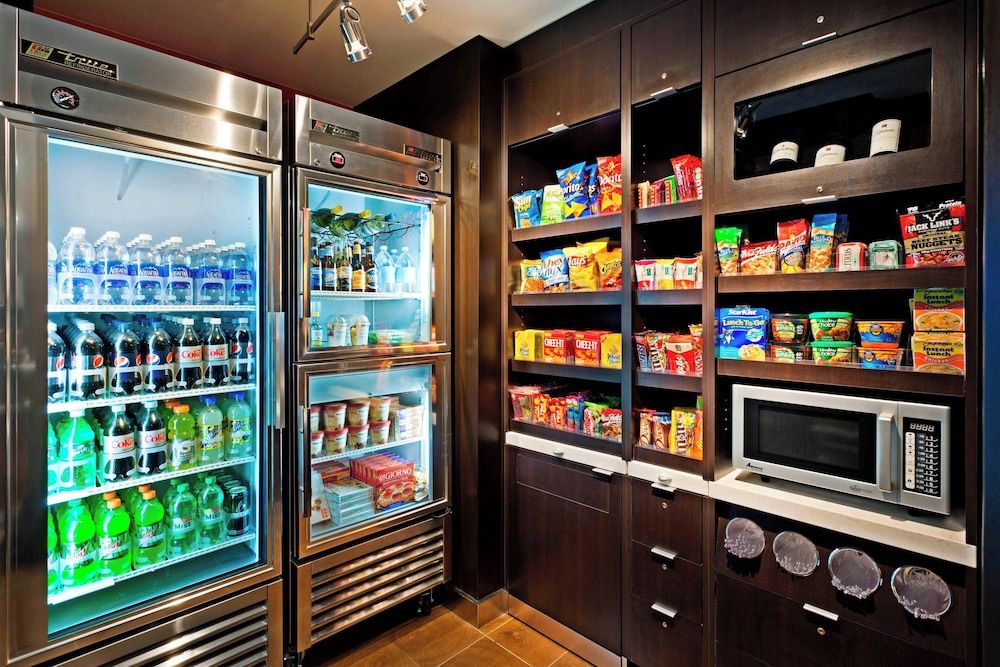 undefined Courtyard by Marriott Austin The Domain Area 10