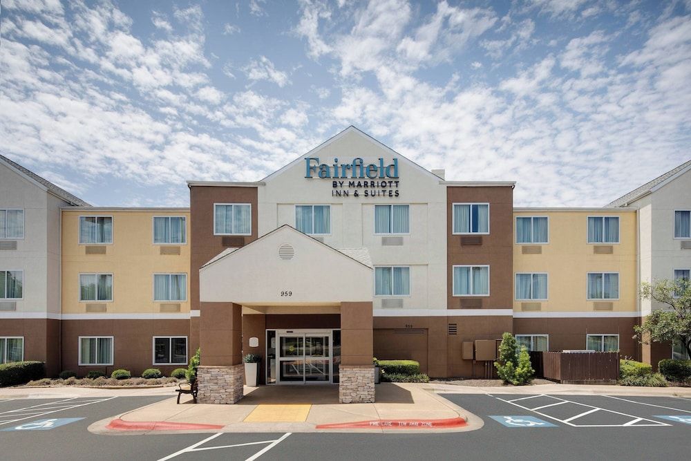 undefined Fairfield Inn & Suites by Marriott Austin-University Area 4