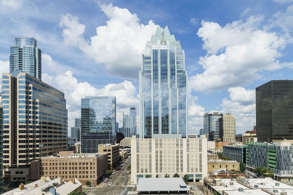 undefined Residence Inn by Marriott Austin Downtown/Convention Center 4
