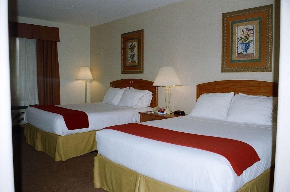 Standard Room, 2 Queen Beds
