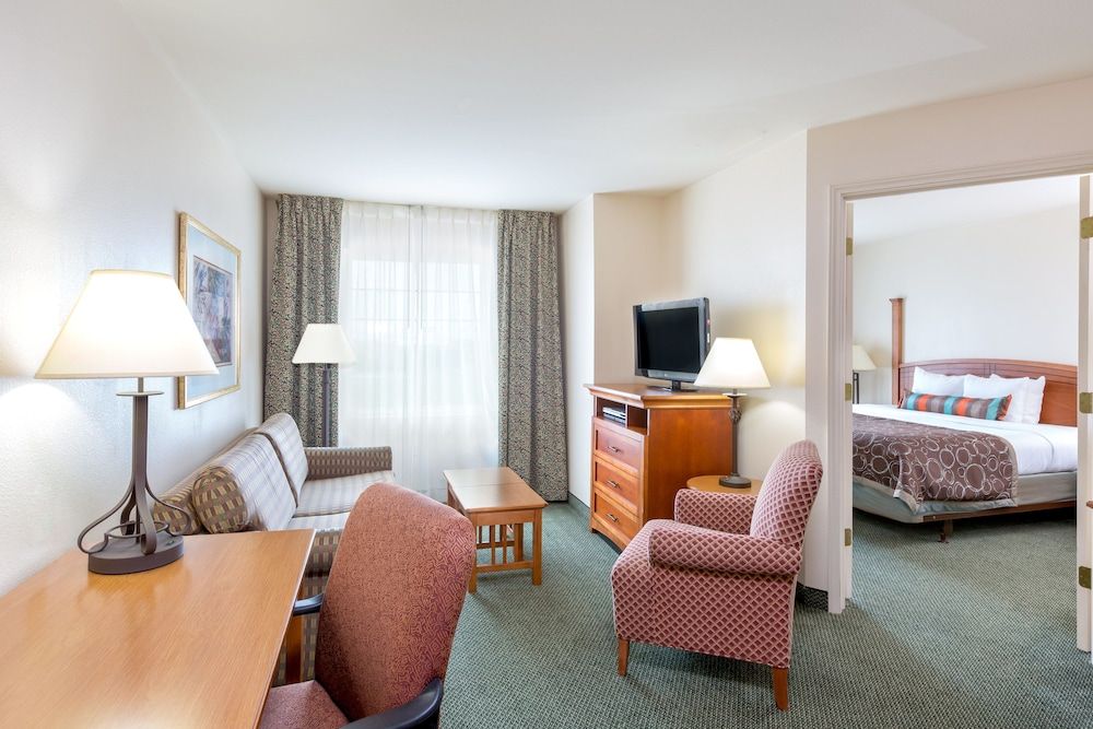 Suite, 1 Bedroom, Kitchen