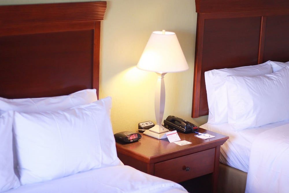 Standard Room, 2 Queen Beds, Accessible (Communications)