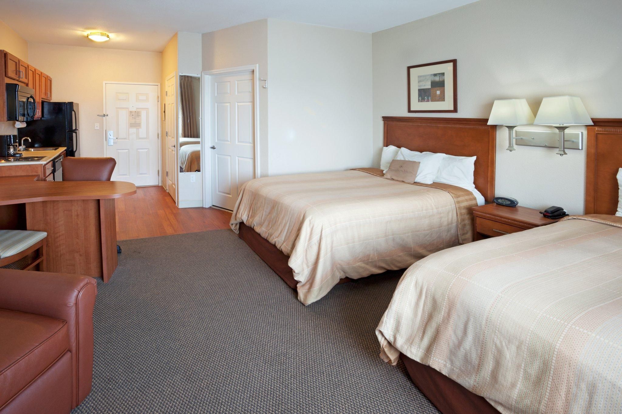 Studio Suite 2 Double Beds Non-Smoking