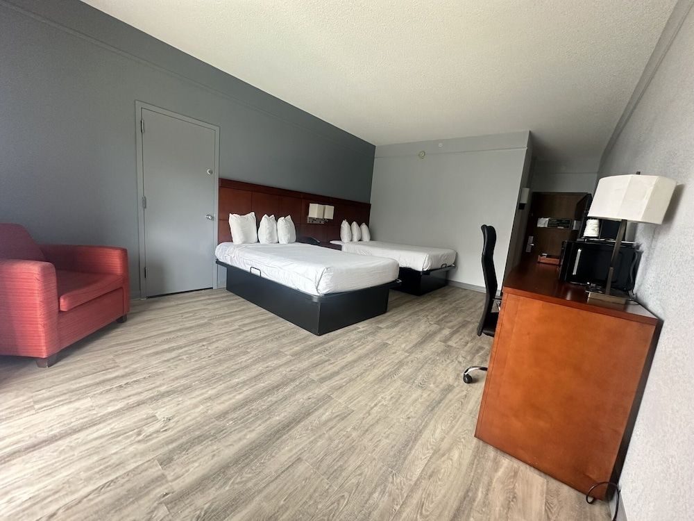 Room, 2 Double Beds, Accessible, Non Smoking (Mobility, Tub w/ Grab Bars)