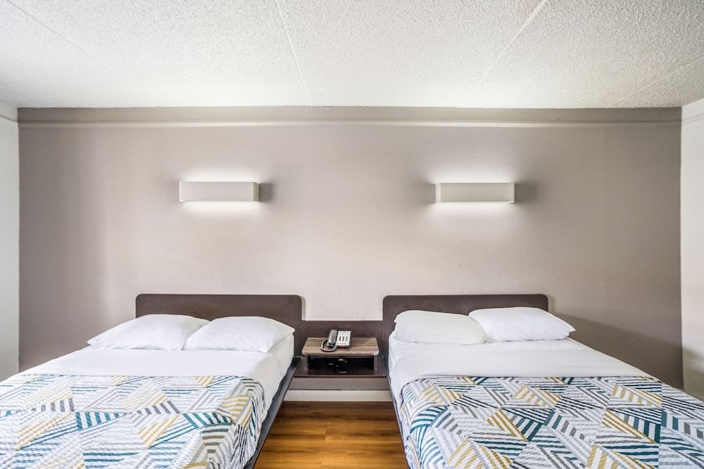 Standard Room, 2 Double Beds, Smoking