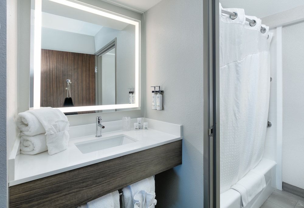 Standard Room, 2 Queen Beds, Hearing Accessible