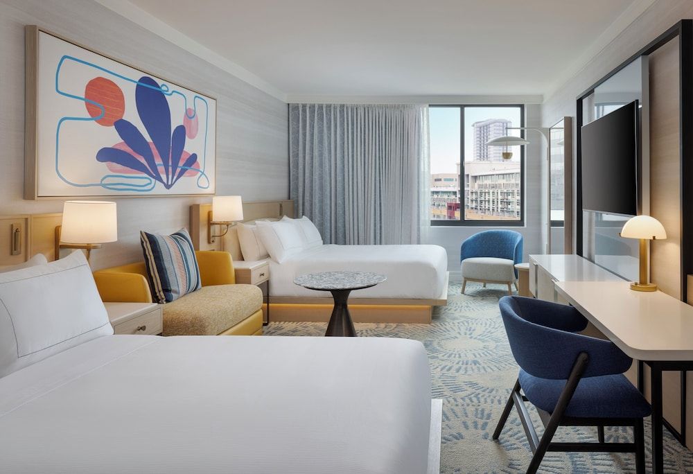 Deluxe Room, 2 Queen Beds, Accessible, Bathtub (Mobility & Hearing)