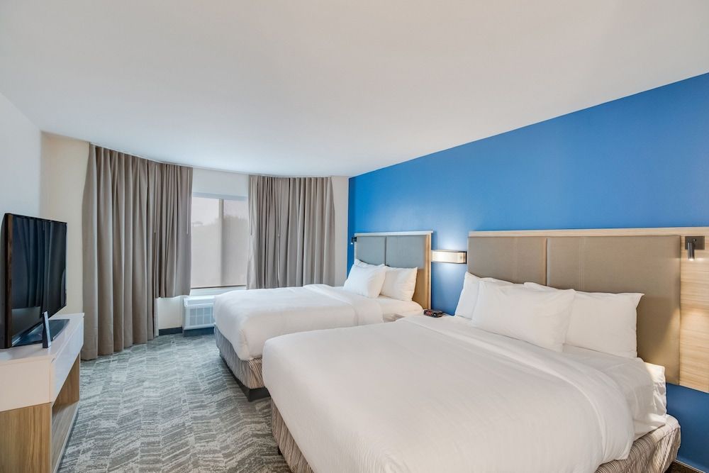 Suite, Multiple Beds