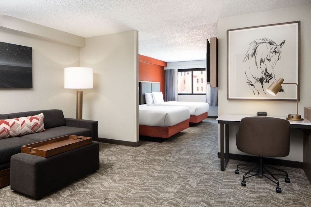 Suite, Multiple Beds