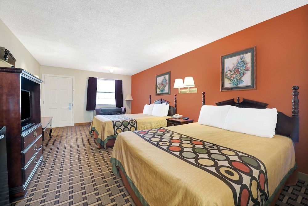 Standard Room, 2 Queen Beds, Smoking