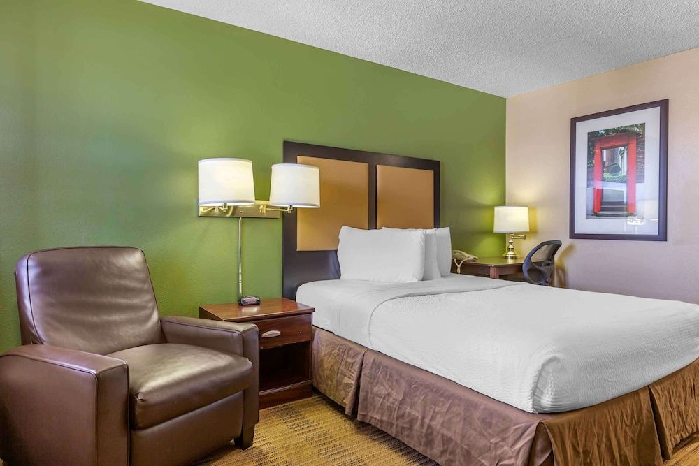 Studio, 1 Queen Bed, Accessible, Non Smoking
