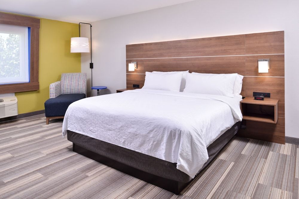 Suite, 1 King Bed