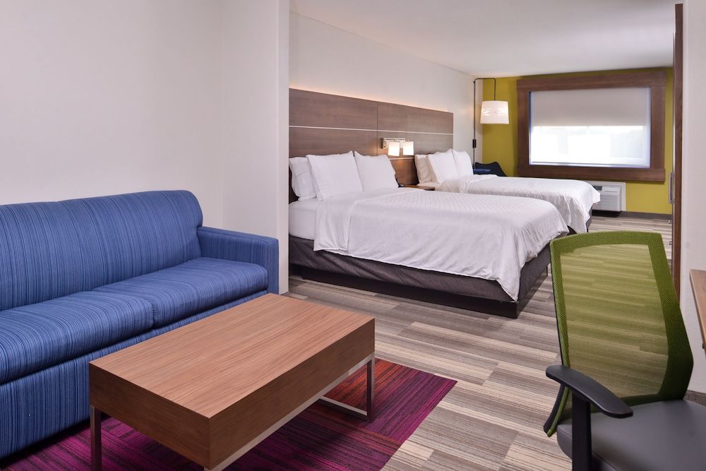 Suite, 2 Queen Beds