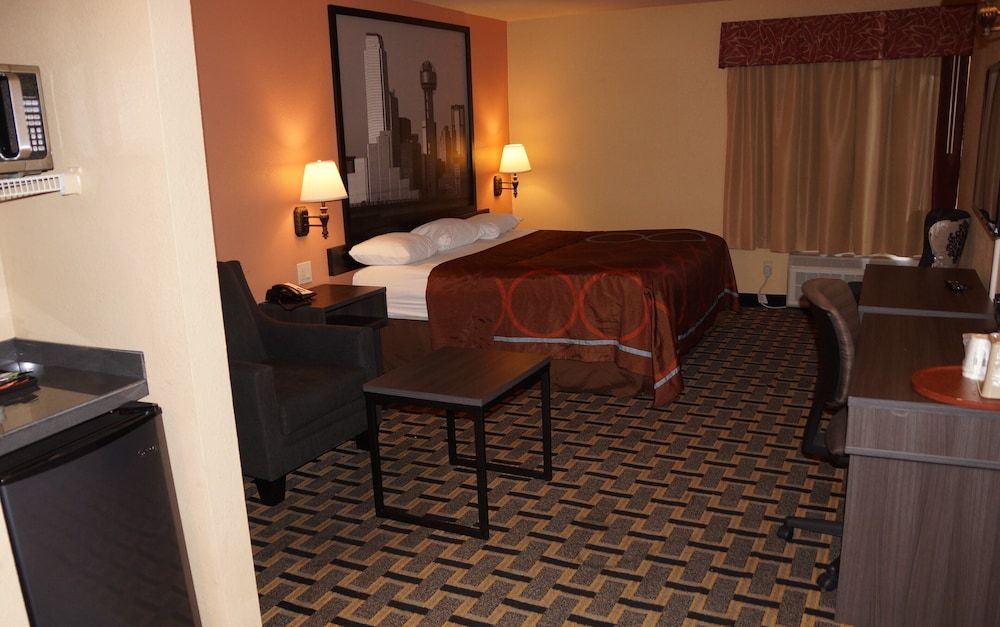 Standard Room, 1 King Bed