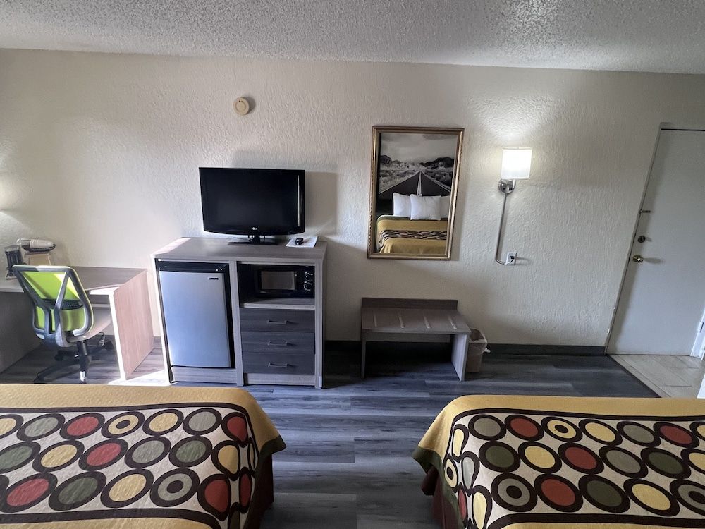 Standard Room, 2 Queen Beds, Smoking