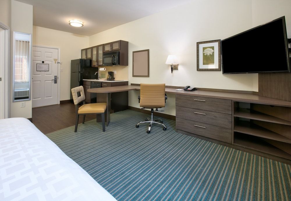 Studio Suite, 1 Queen Bed