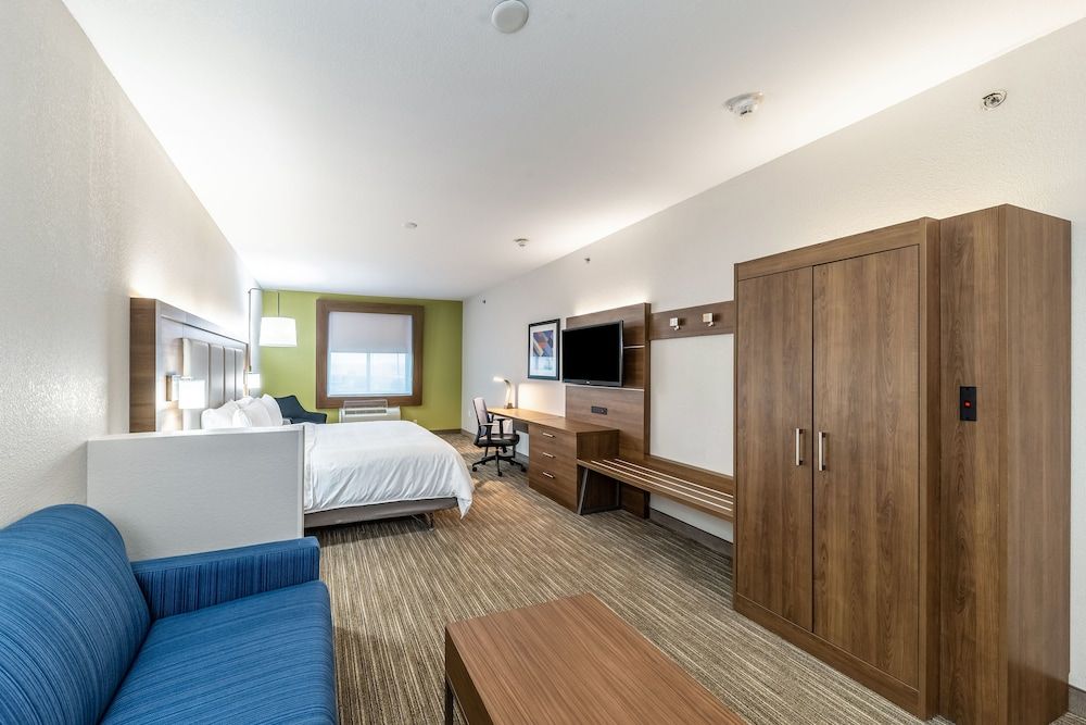 Suite, 1 King Bed