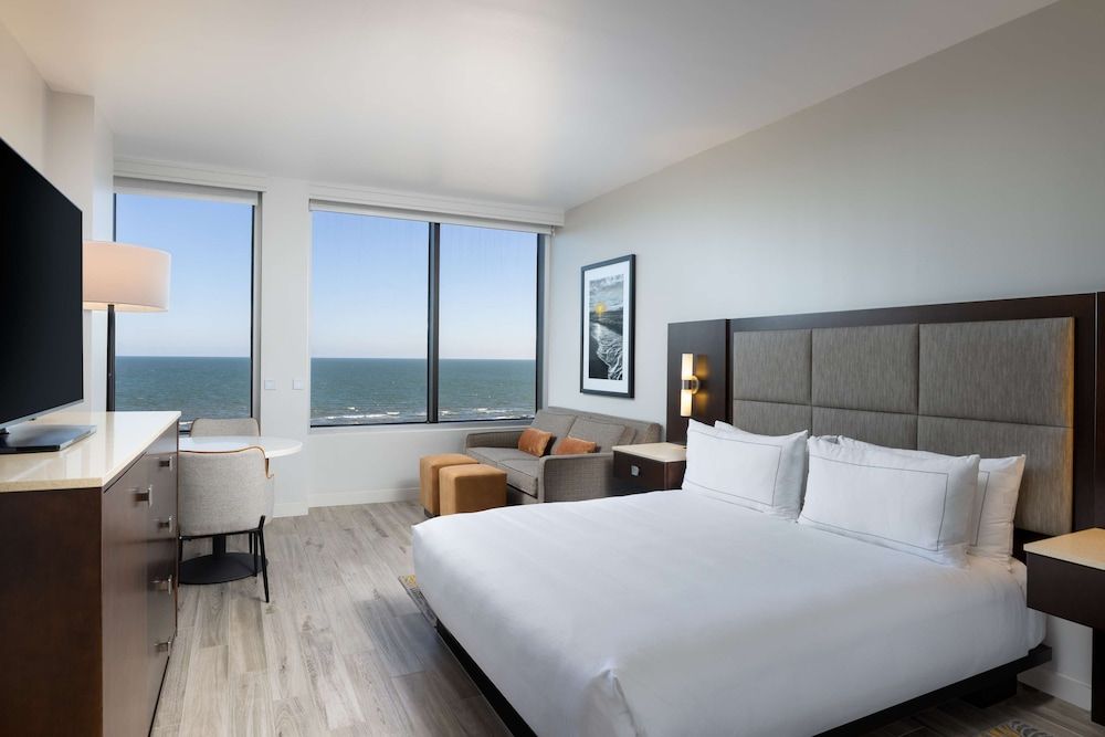 Room, 1 King Bed, Accessible